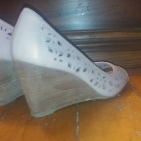 Wedged heels - Picture 4 of 7